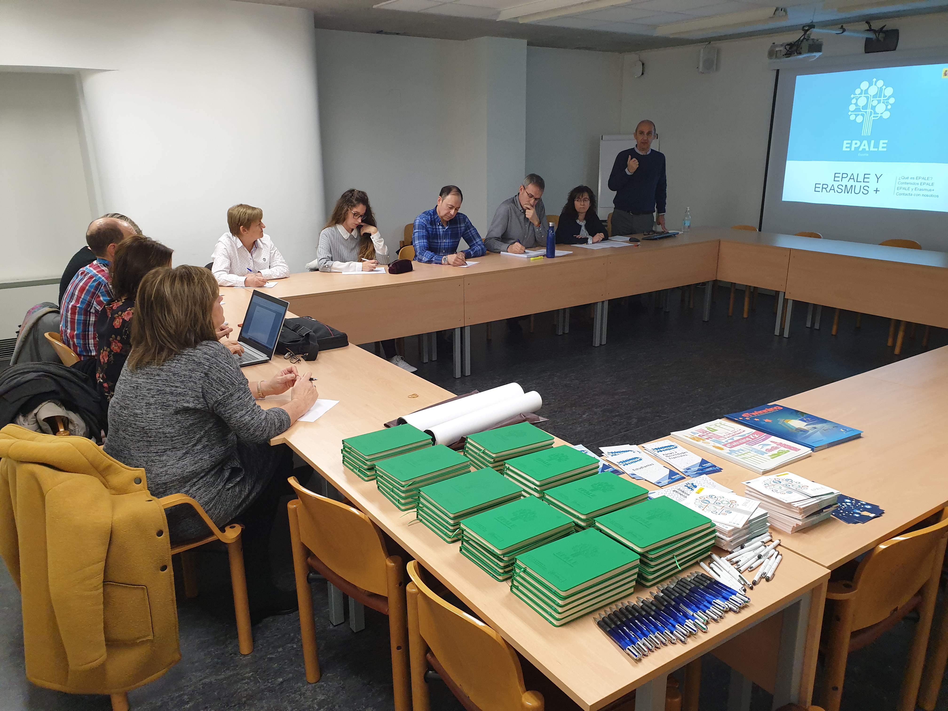 Presentada en Navarra EPALE, la plataforma web dedicada a la enseñanza para adultos en Europa